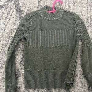 American eagle sweater size small.